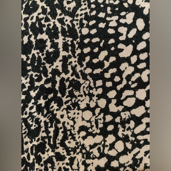 Anthropologie Maeve Jacquin Peasant Tan & Black Print Ruffle Blouse Size M EUC - Picture 10 of 11